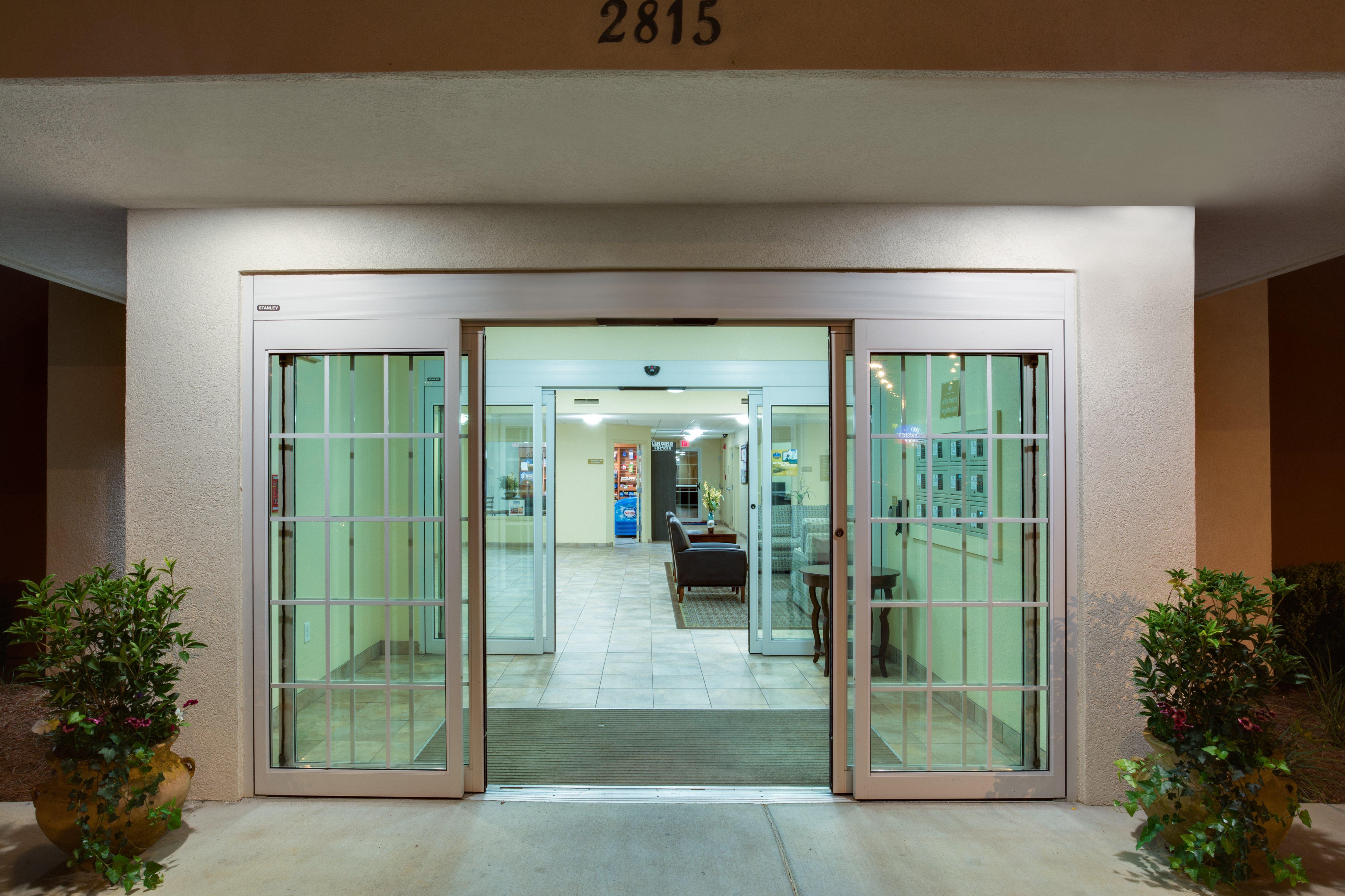 Candlewood Suites Tallahassee By Ihg Εξωτερικό φωτογραφία